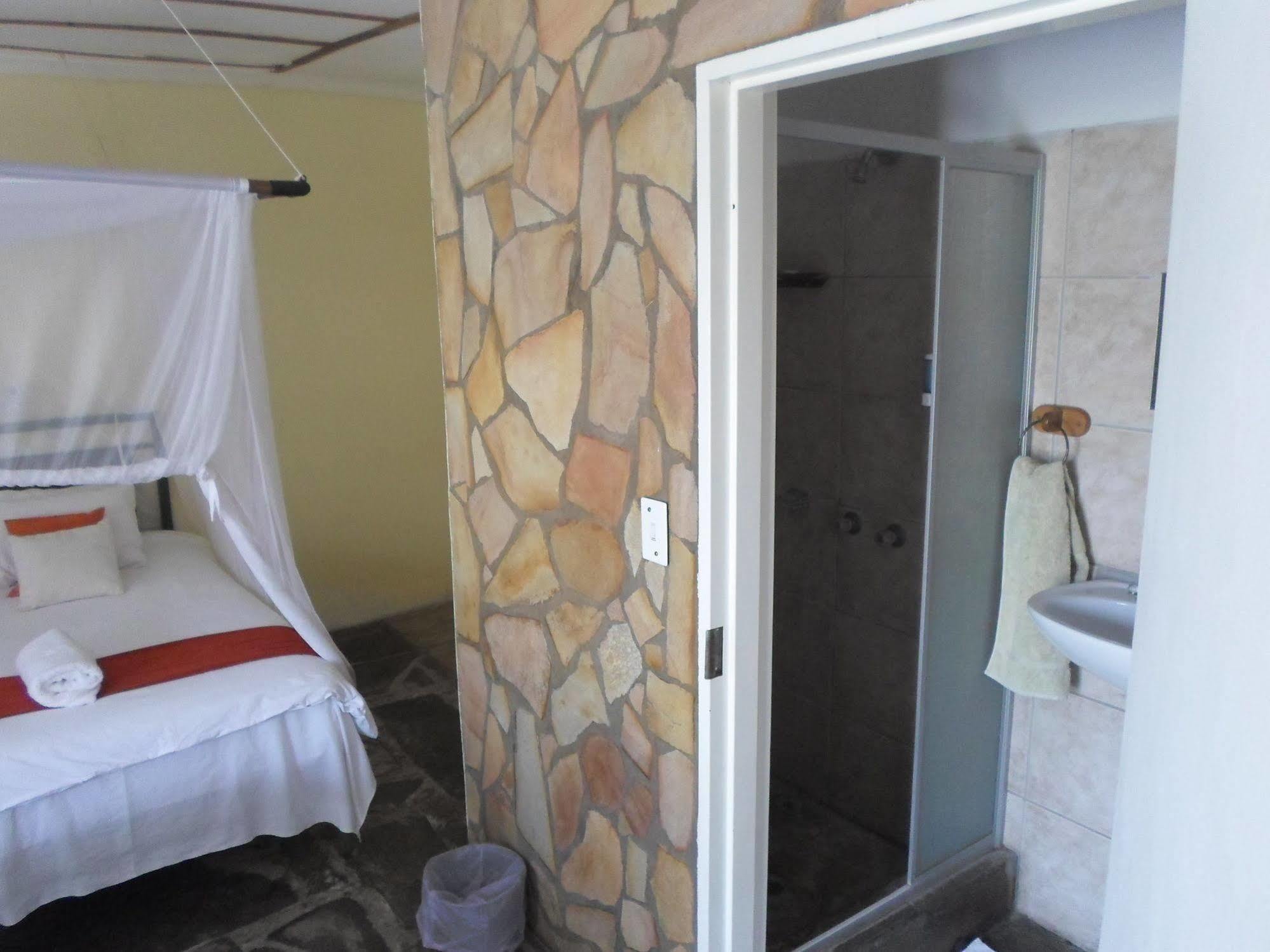 Tsumkwe Country Lodge מראה חיצוני תמונה